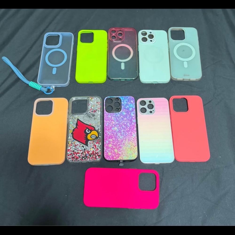 iPhone 15 pro max cases and screen protectors.